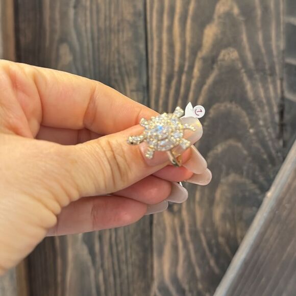 Elegant 14K Gold Plated Zirconia Turtle Ring - Picture 5 of 9